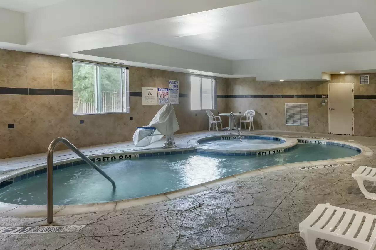 Фото Comfort Suites Plano - Dallas North