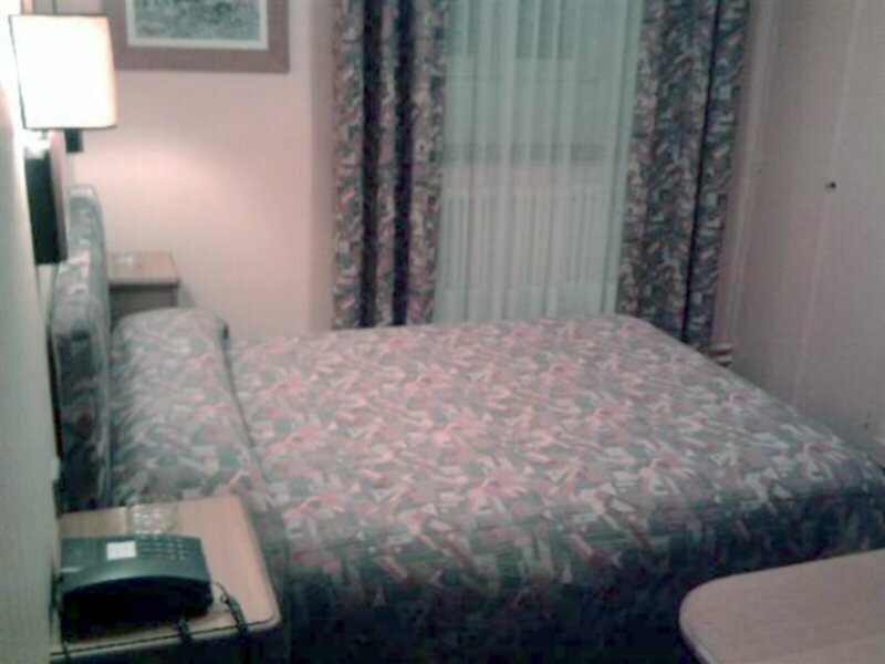 Фото Hotel De La Paix