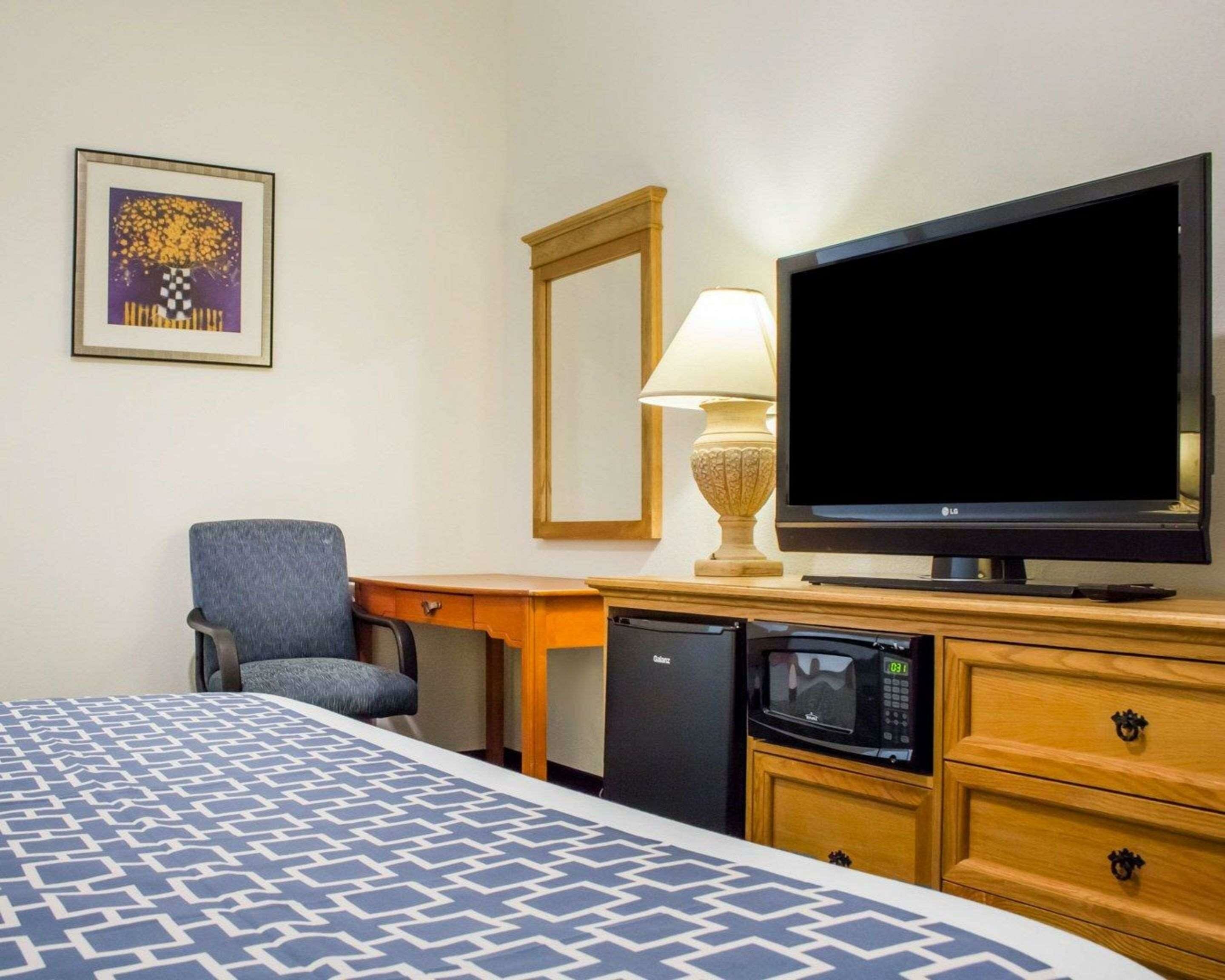 Фото Rodeway Inn Old Town Scottsdale