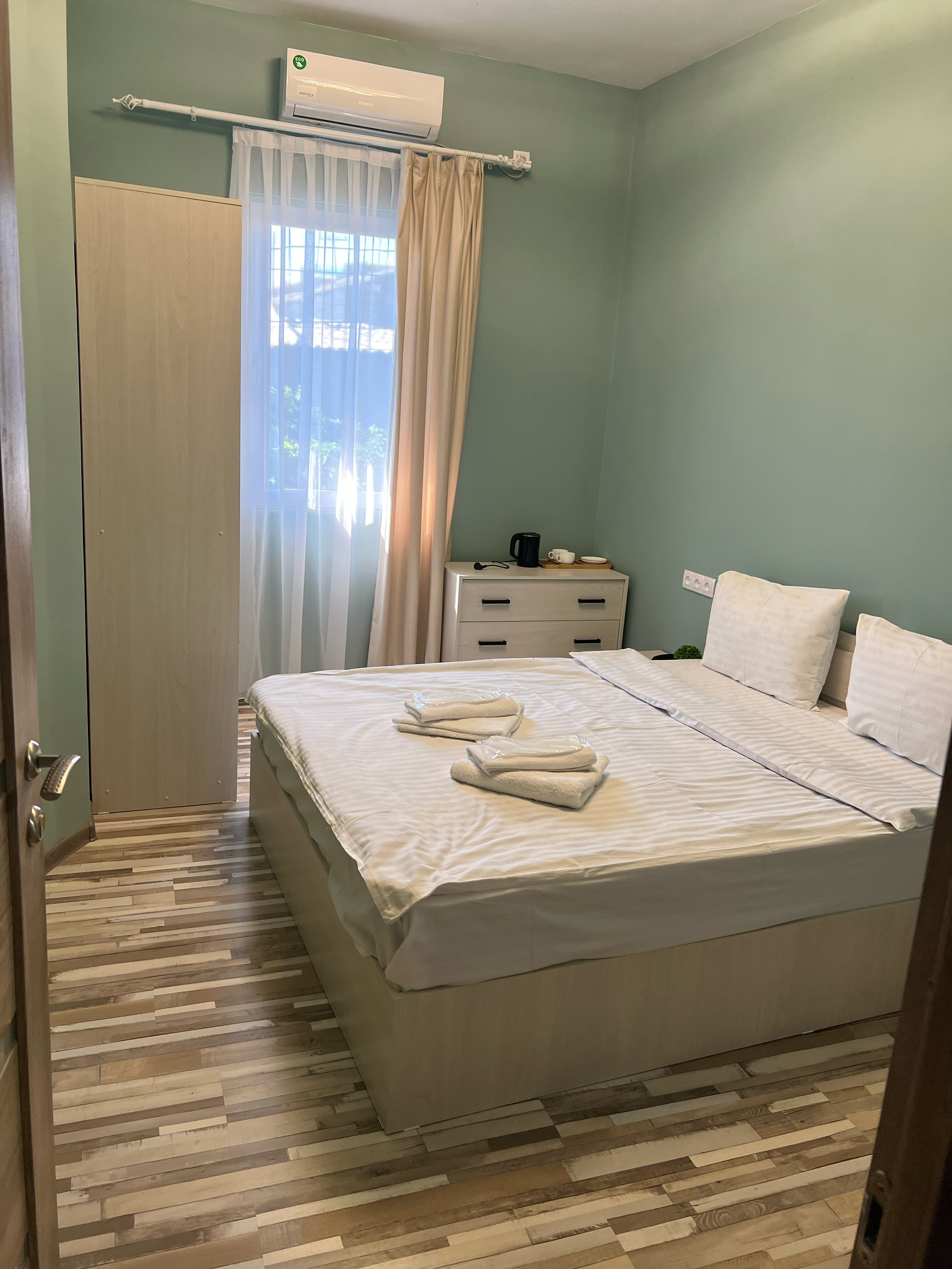 Фото Hayq Boutique Hotel