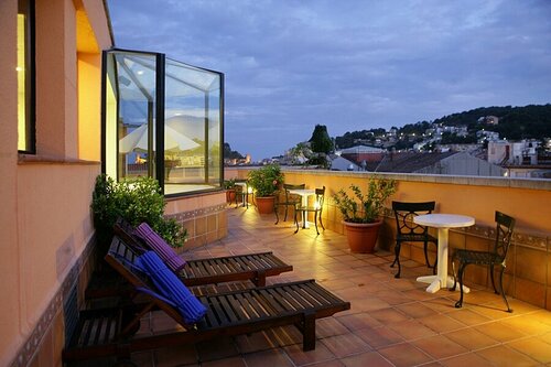 Гостиница RVHotels Vila de Tossa в Тосса-де-Маре