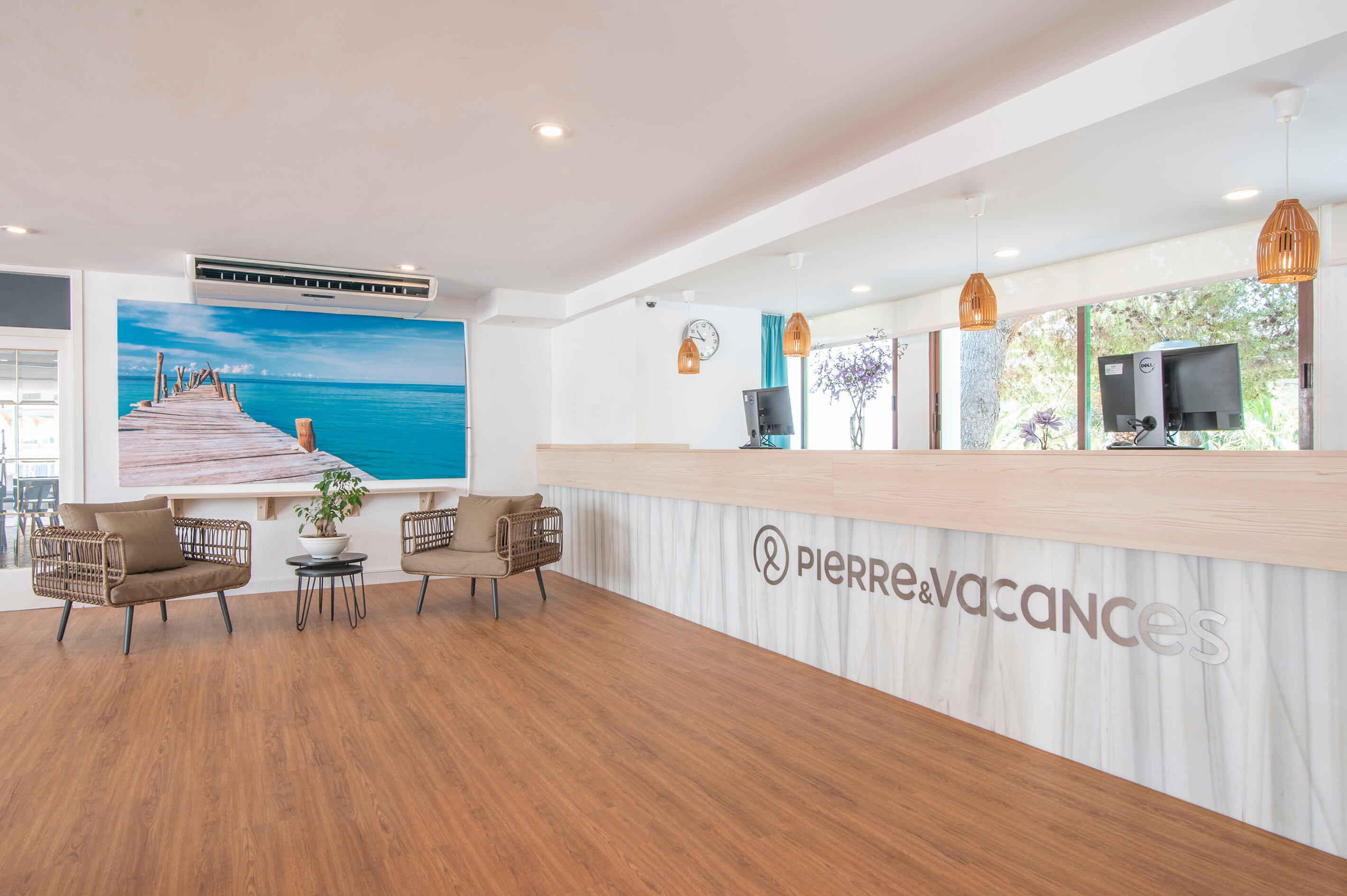 Фото Aparhotel Pierre & Vacances Mallorca Cecilia