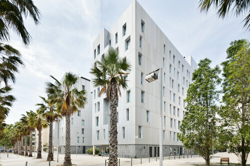 Гостиница Lugaris Beach в Барселоне