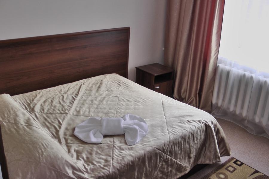 Фото Селена