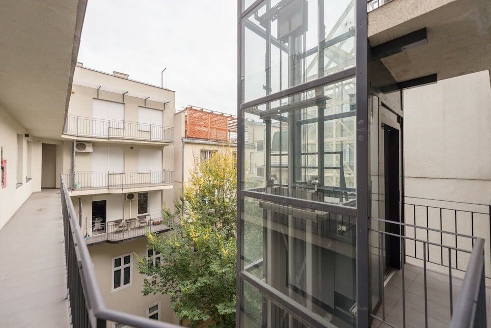 Фото Venus Apartments - King Street II