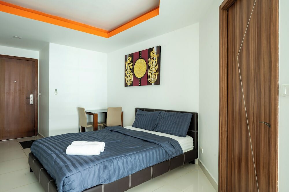 Фото C-View Residence apartments by Apartwell
