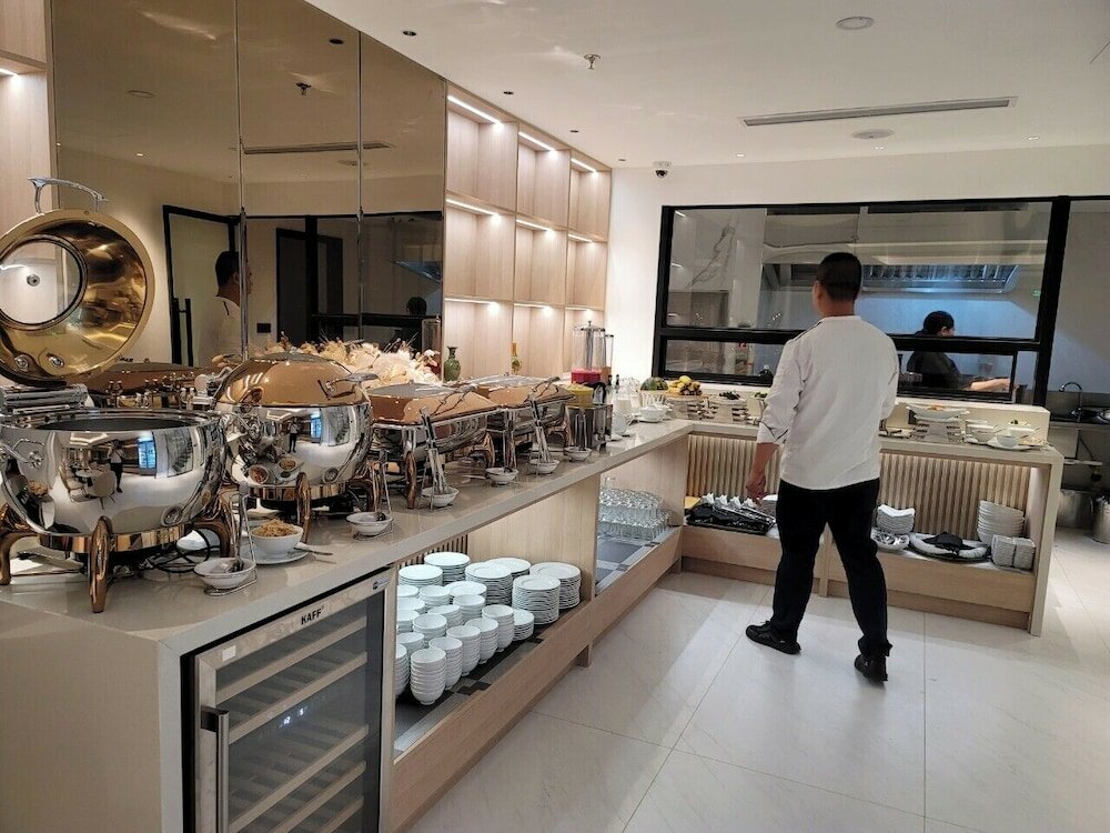 Фото H Hotel Ha Noi