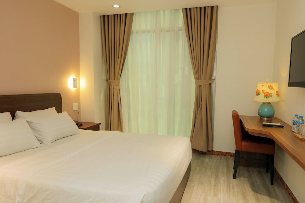 Фото Lanura Saigon Boutique Hotel