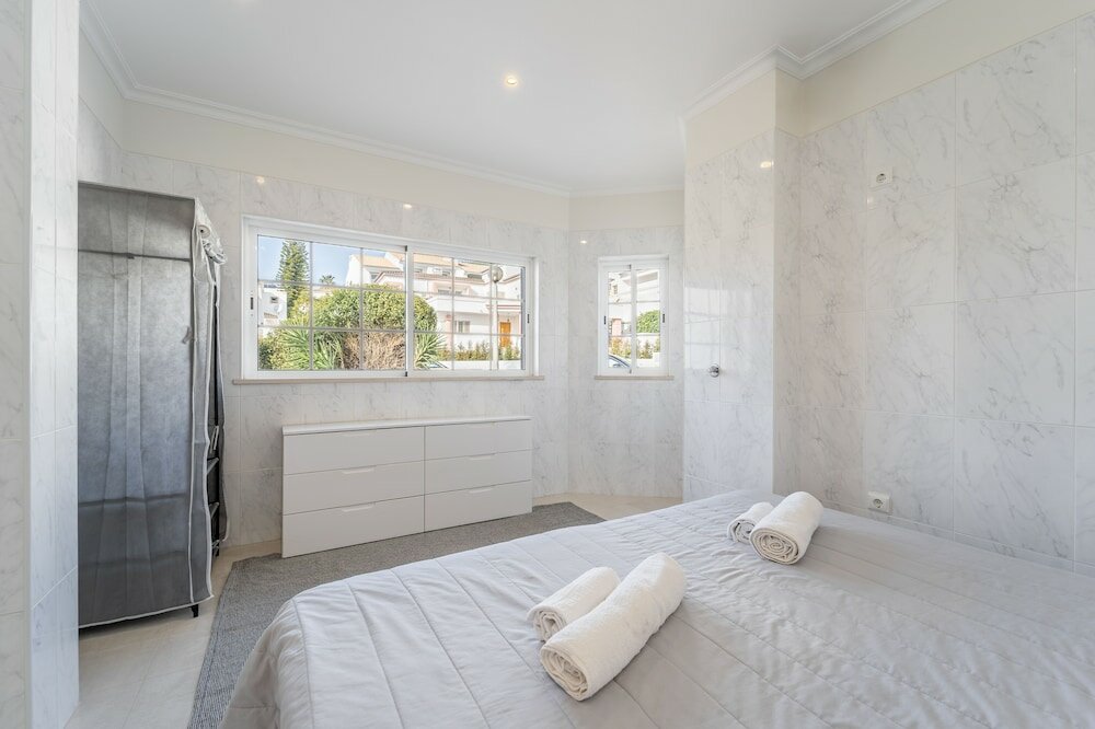 Фото Villa Lemos by HelloVacations