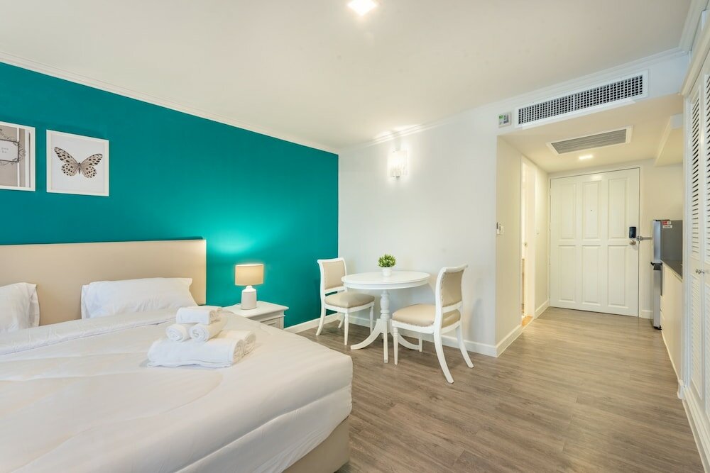 Фото Neom Town Residence