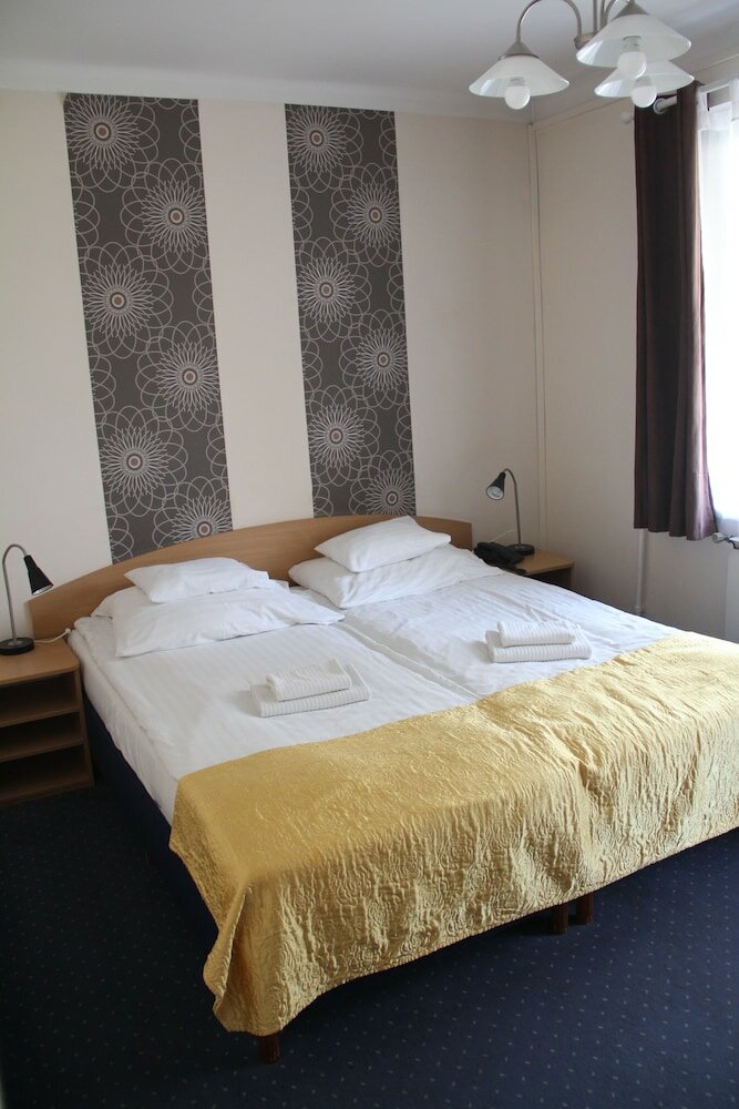 Фото Hotel Rose City