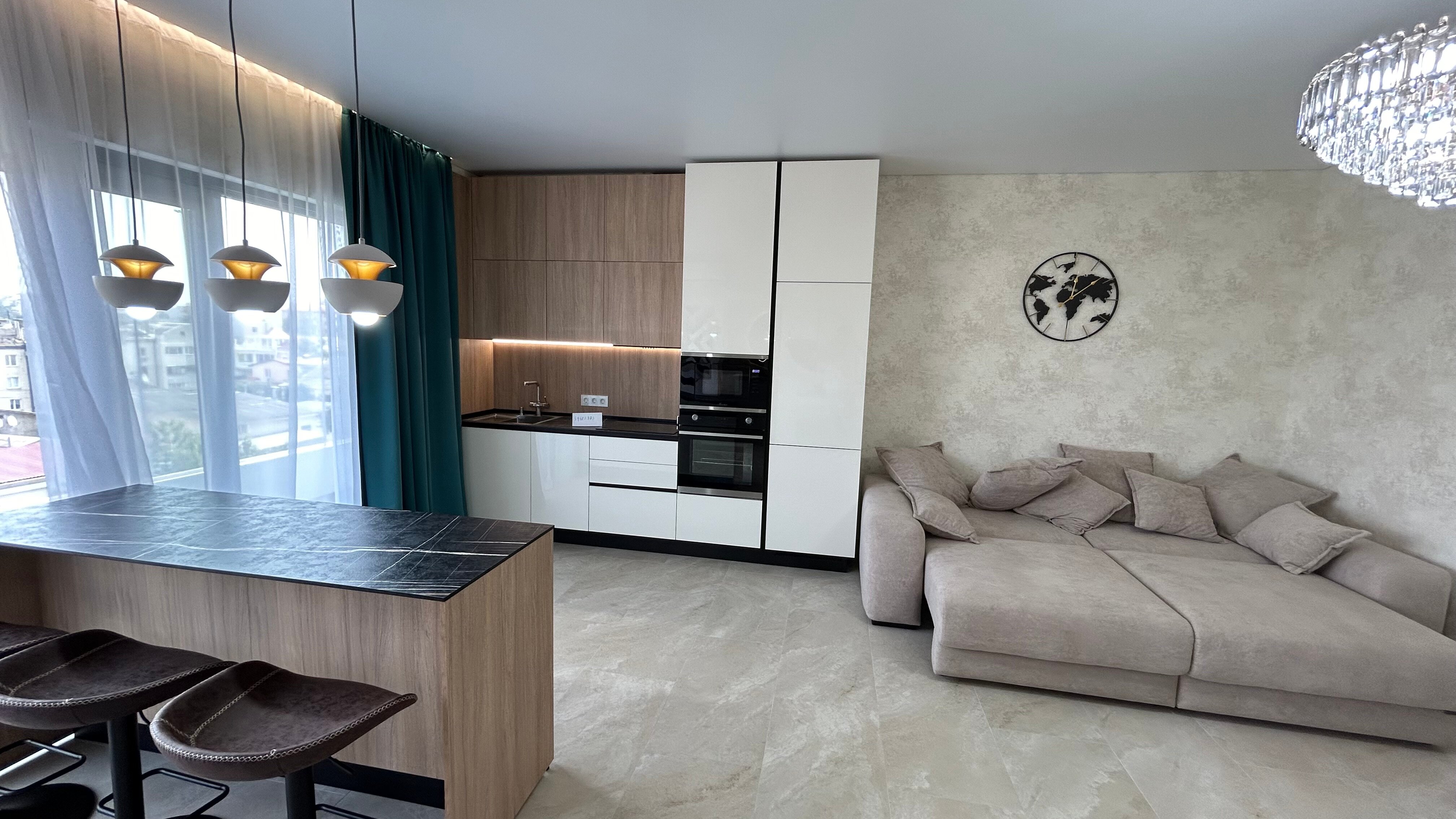 Фото Аристо