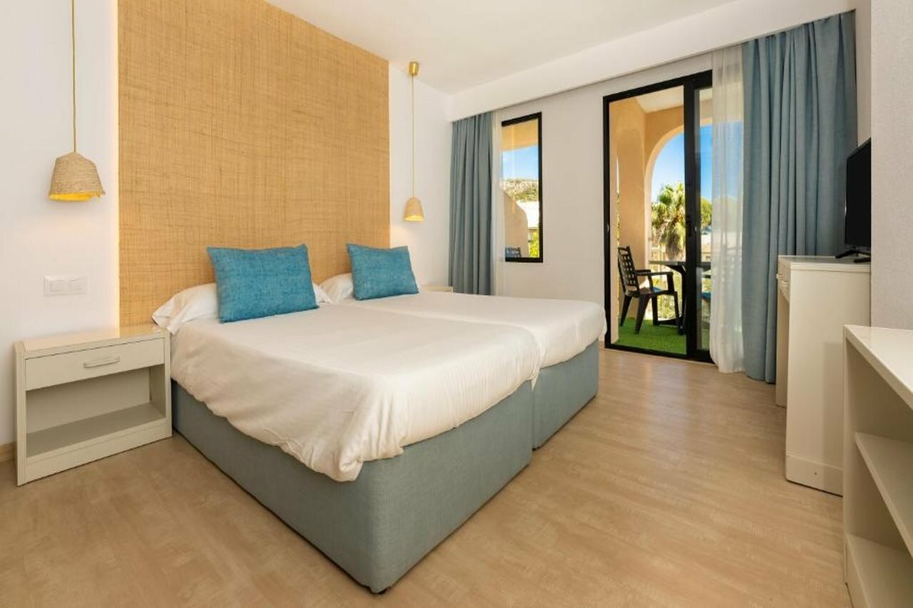 Фото Apartamentos Sinfony