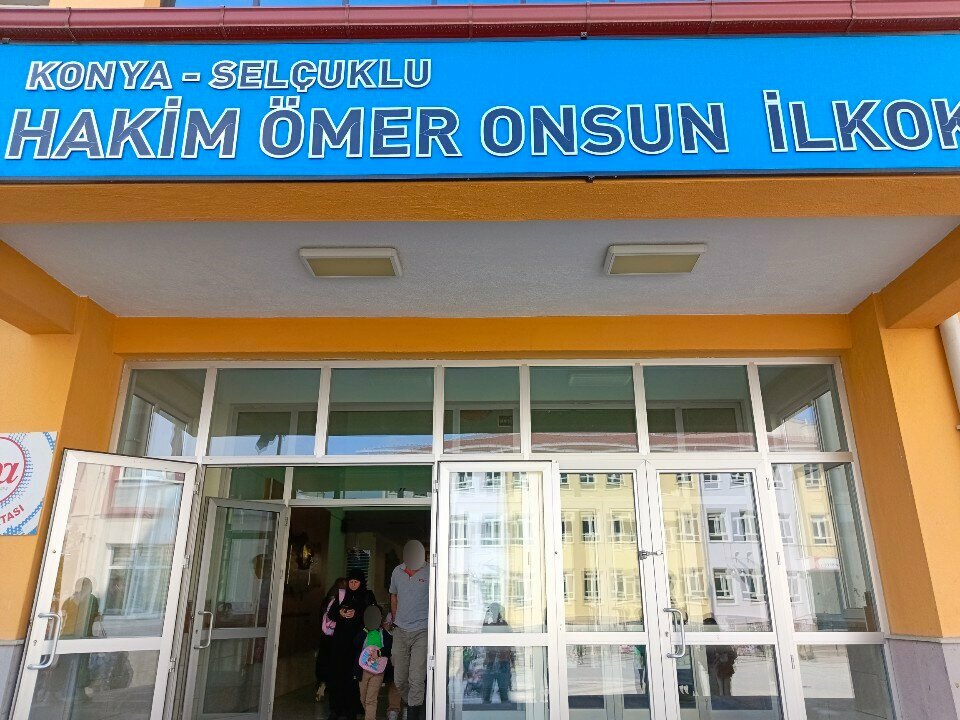 Primary school Judge Omer Onsun Primary School, Konya, photo