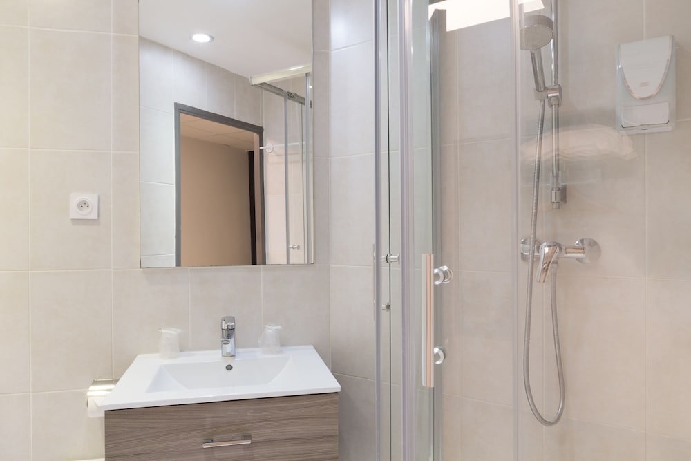 Фото Lille City Hotel