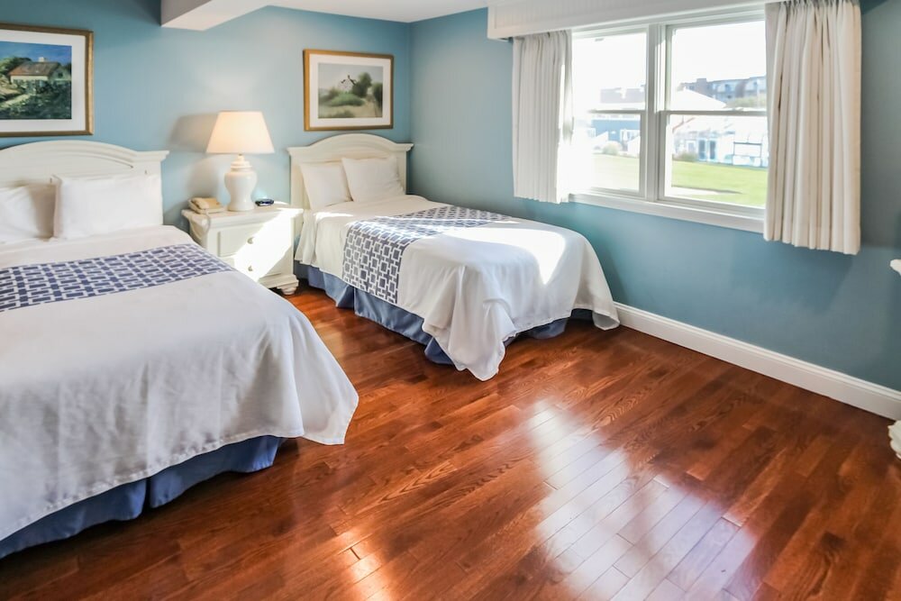 Фото Edgewater Beach Resort, a Vri resort