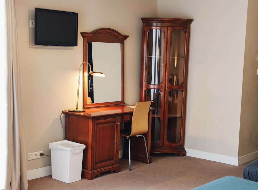 Фото Hotel Corner House