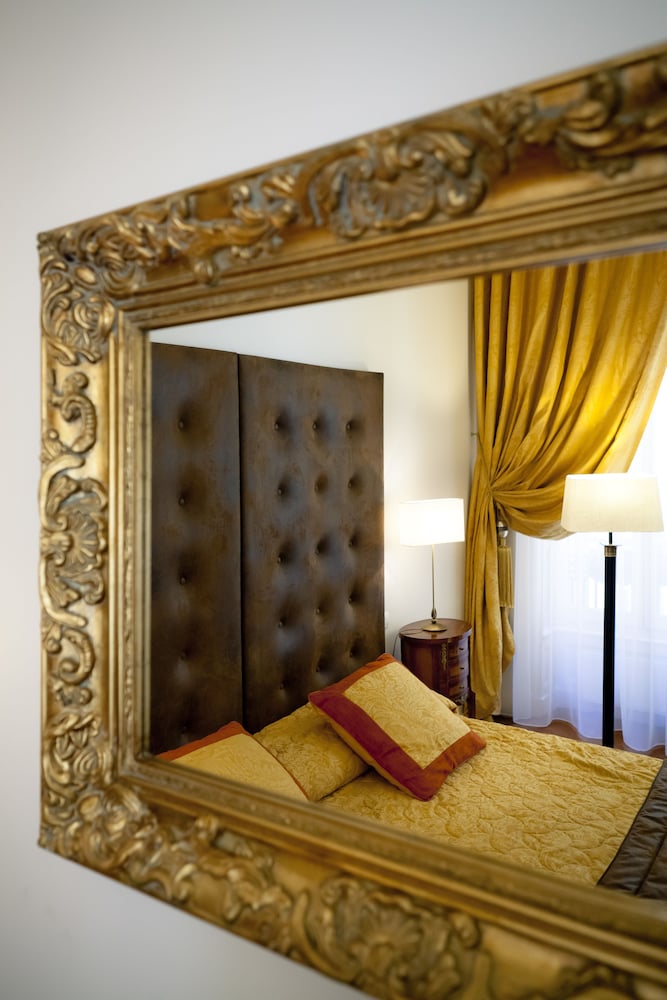 Фото Grand Hotel Des Terreaux 