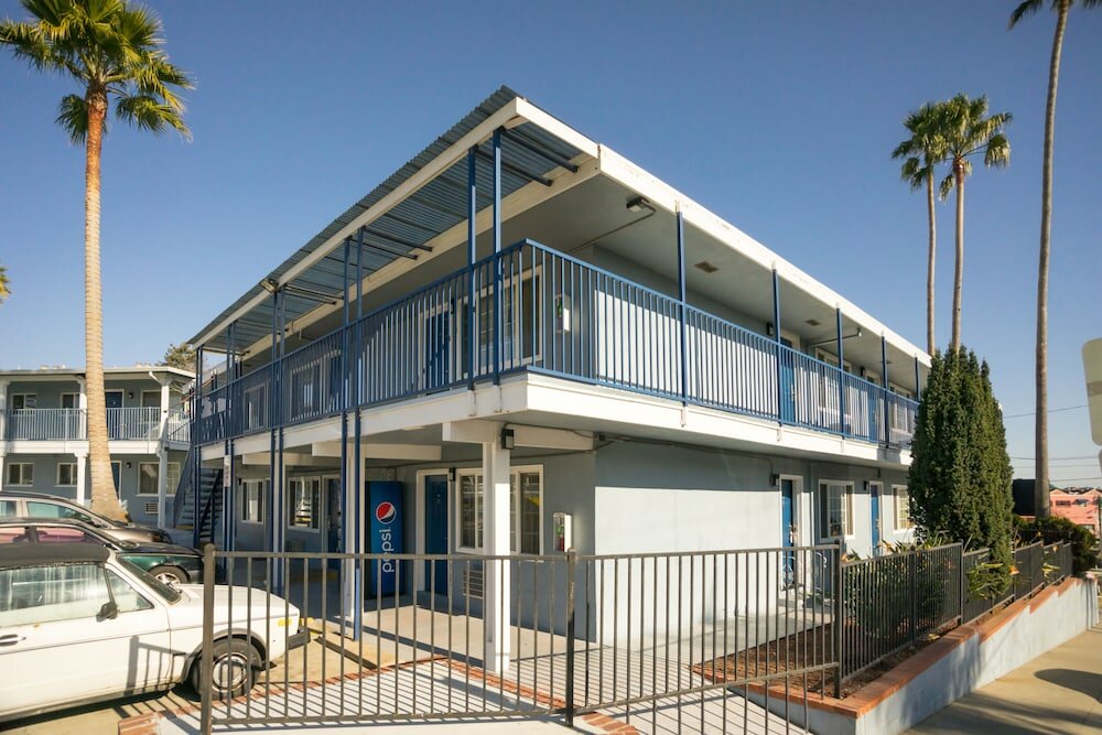 Фото Knights Inn Santa Cruz