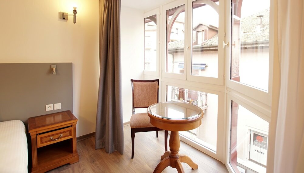 Фото Hotel Le Bourgogne