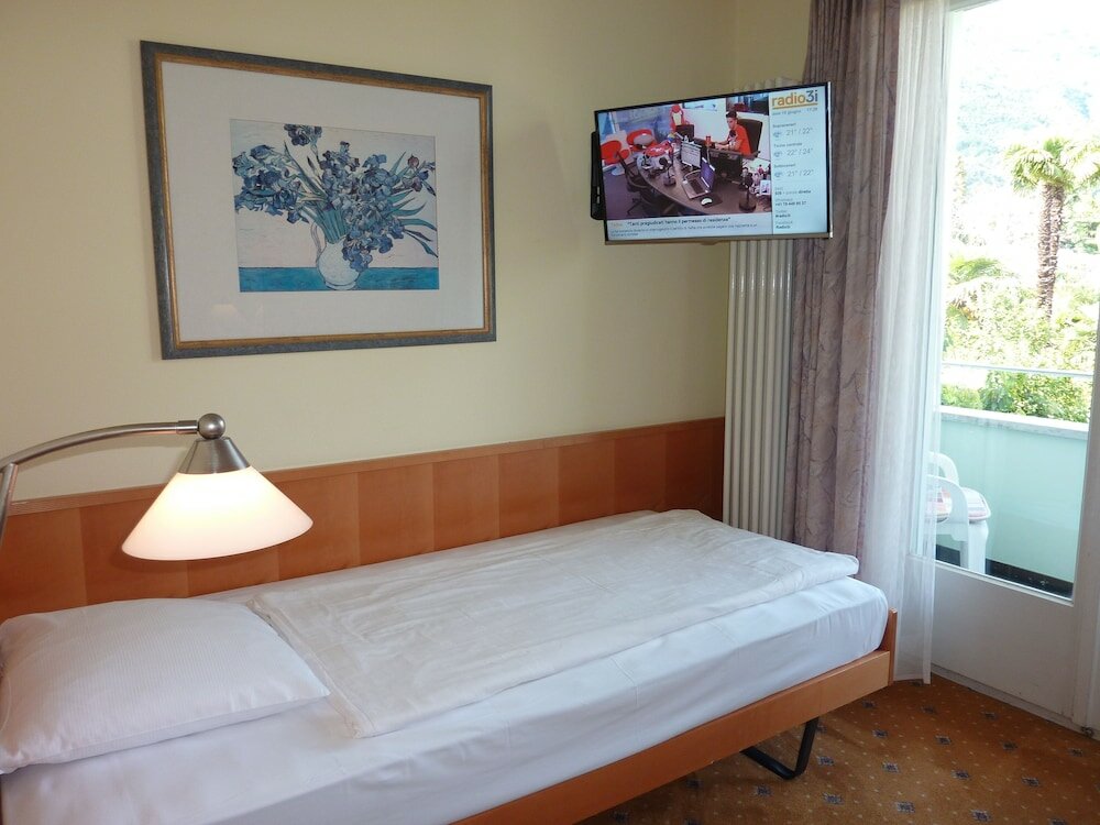 Фото Hotel La Perla