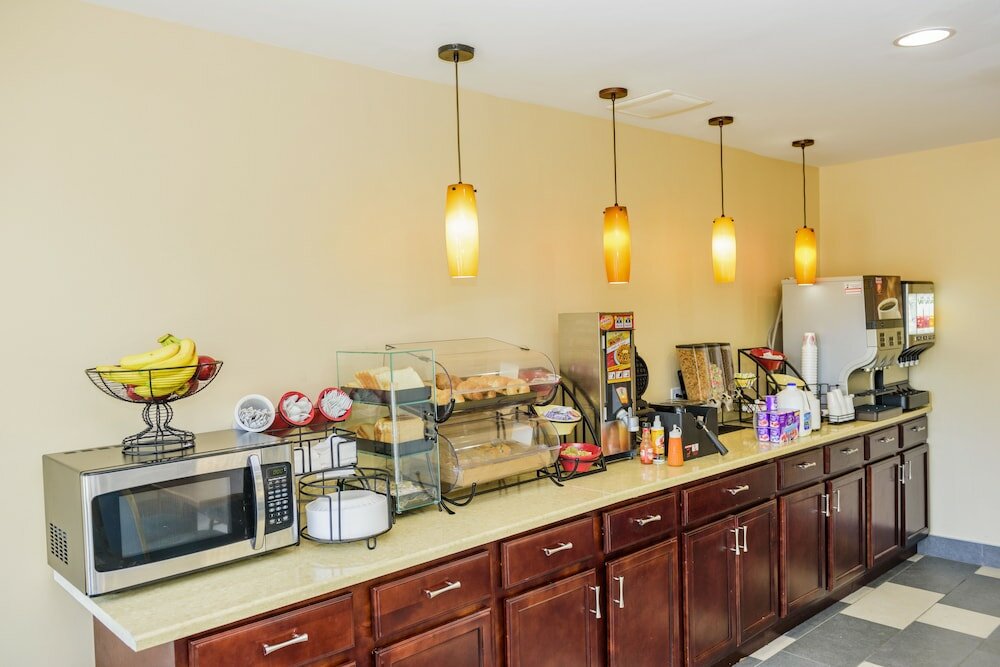 Фото AArya Hotel by Niagara Fashion Outlets