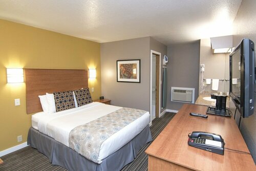 Гостиница Nordic Inn & Suites