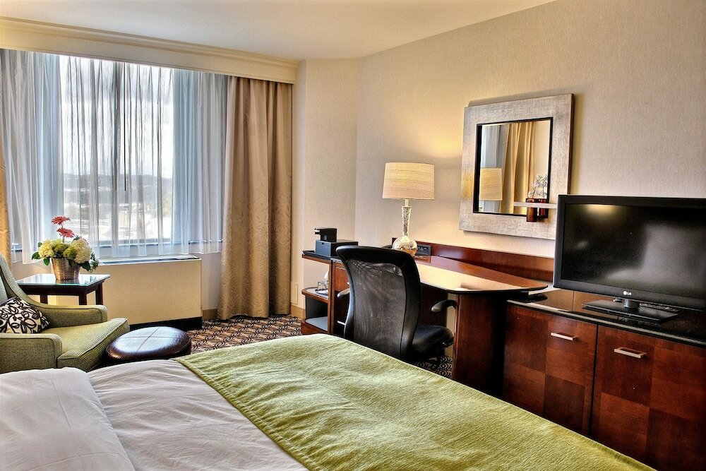 Фото Marriott Pittsburgh City Center Hotel