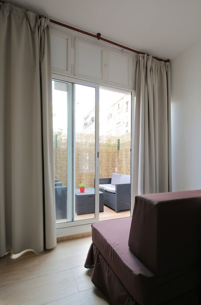 Фото Hostal Balkonis