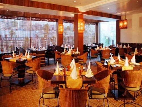 Гостиница Hotel Palace Heights в Нью-Дели