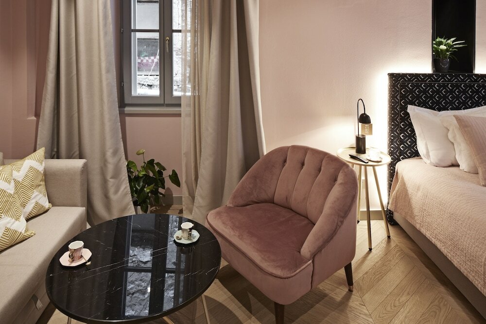 Фото The Melegran