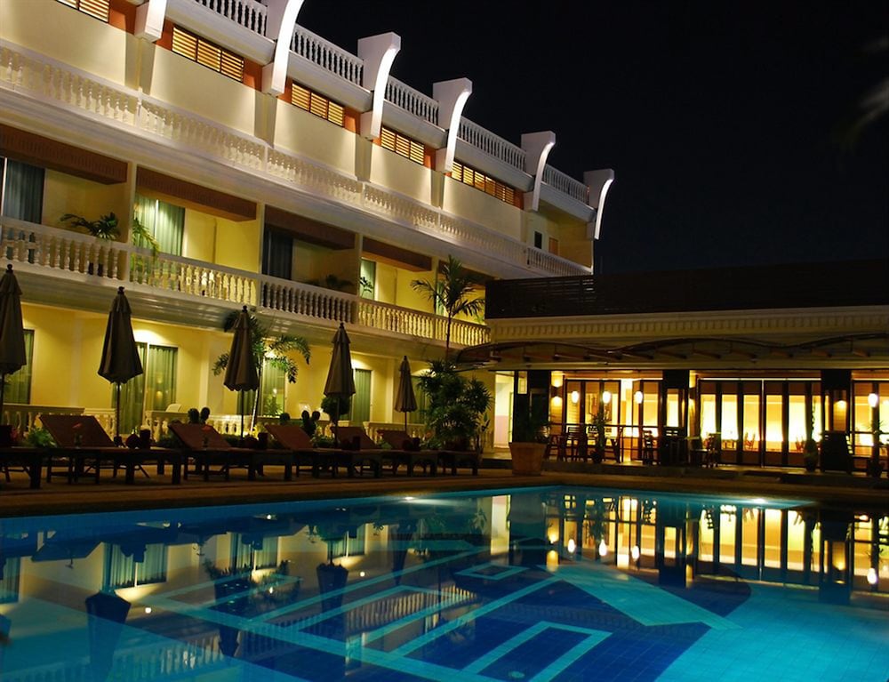 Фото Windmill Resort Hotel