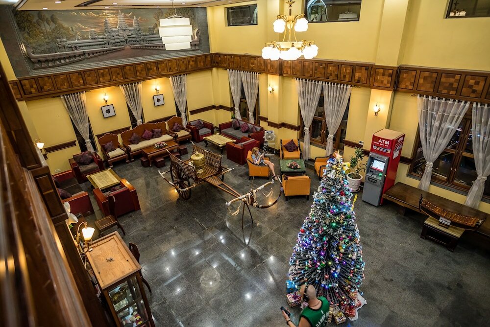 Фото Ohana Phnom Penh Palace Hotel