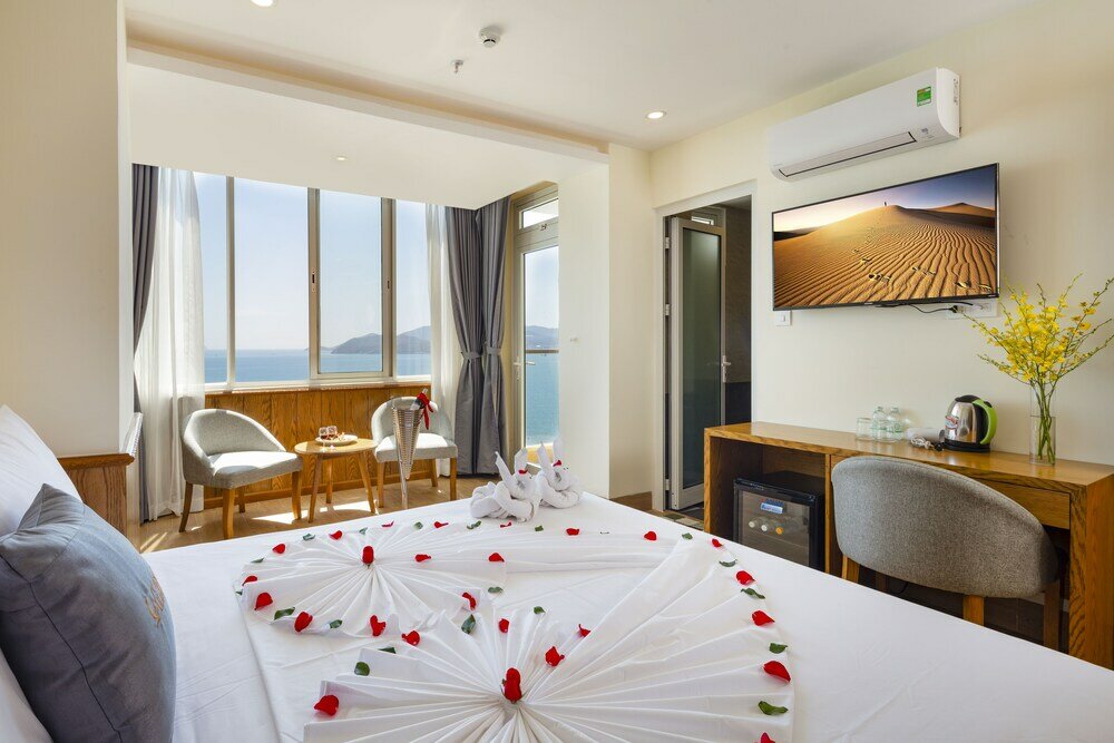 Фото Quang Vinh Hotel