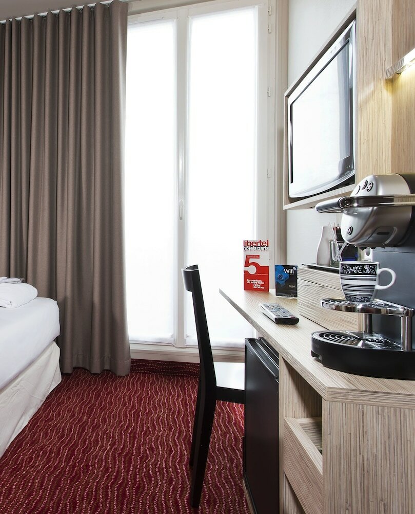 Фото Libertel Gare Du Nord Suède