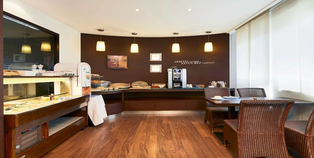 Фото Kyriad Grenoble Centre