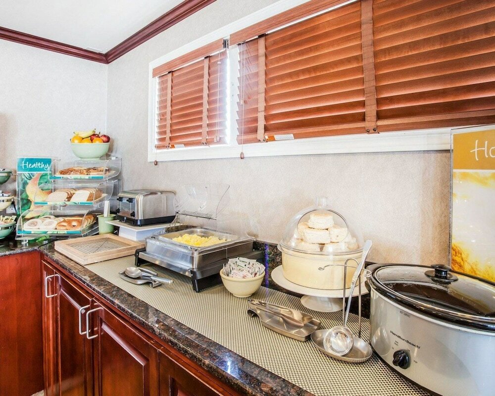 Фото Quality Inn Port Angeles - near Olympic National Park