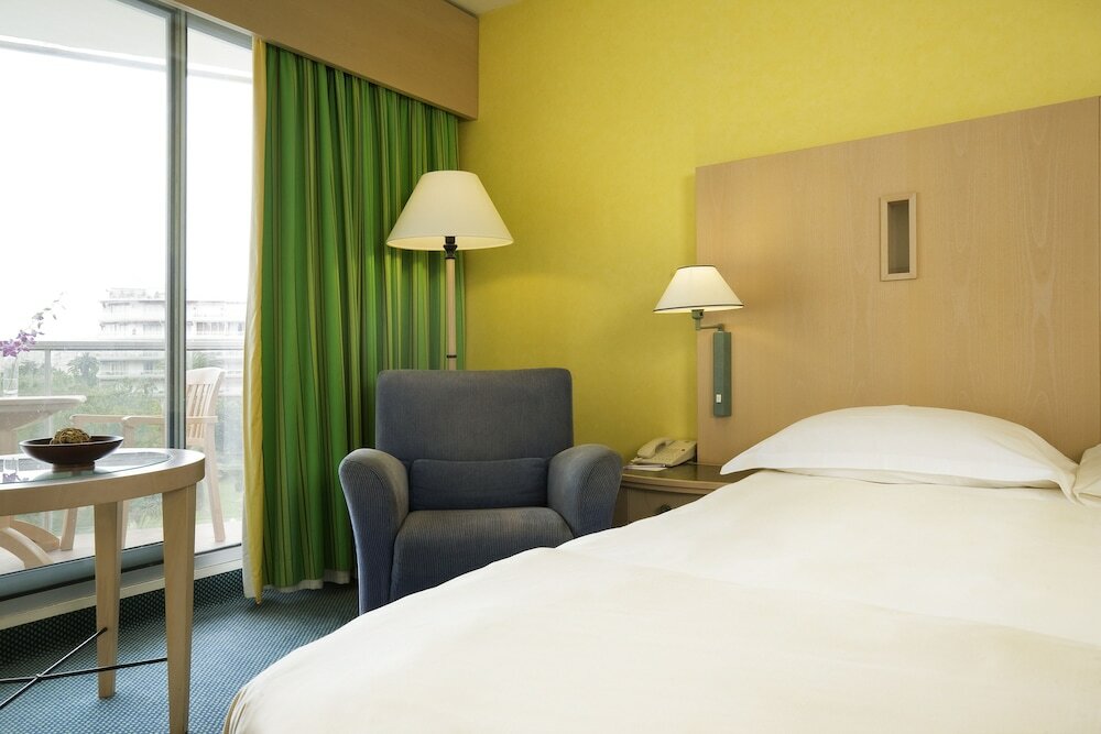 Фото Novotel Cannes Montfleury