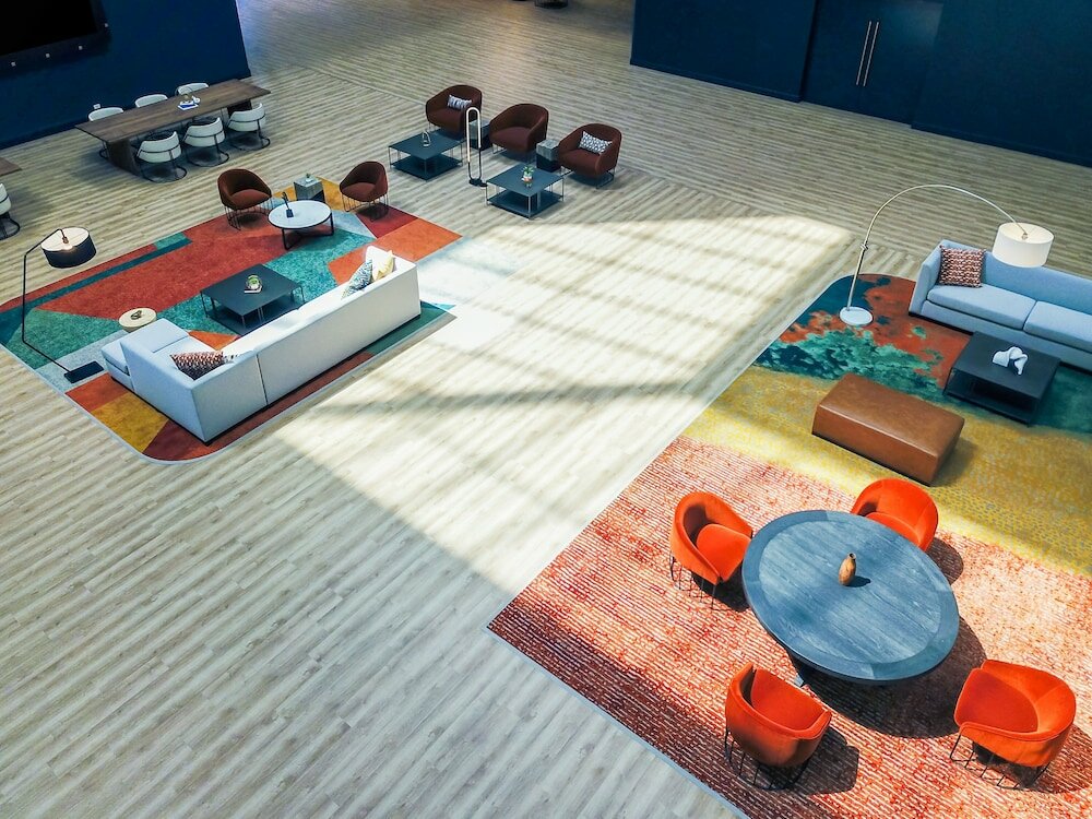 Фото Holiday Inn Chicago Dwtn Wolf Point, an Ihg Hotel