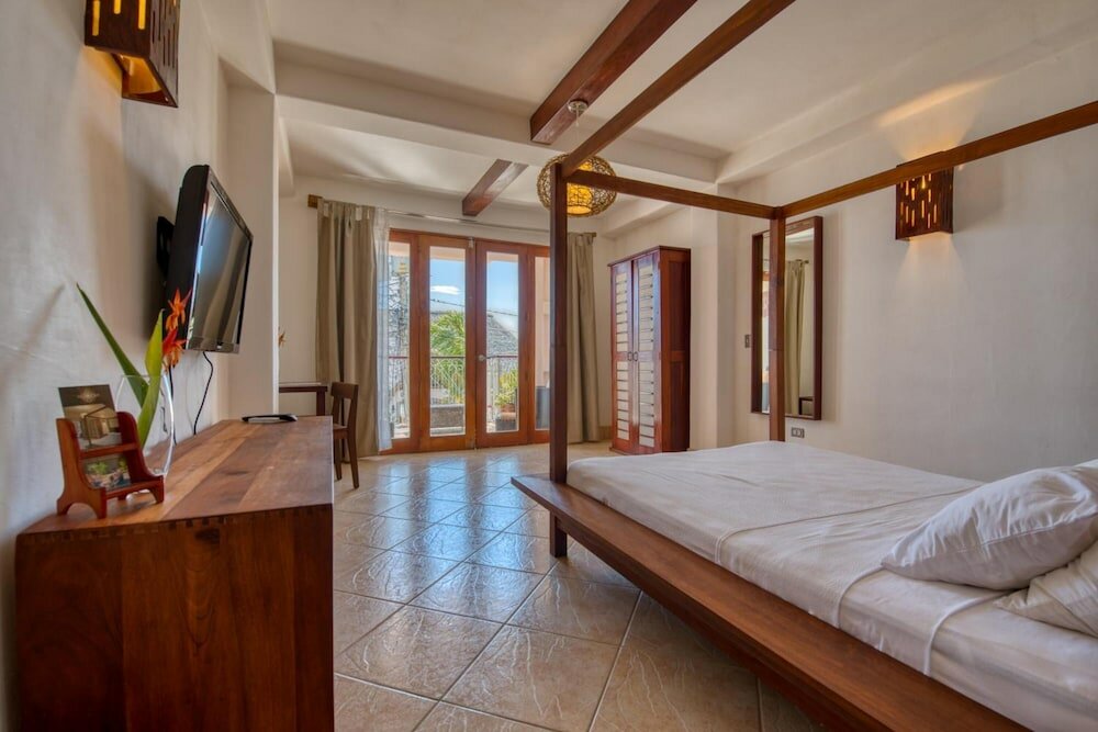 Фото Hotel Alcazar