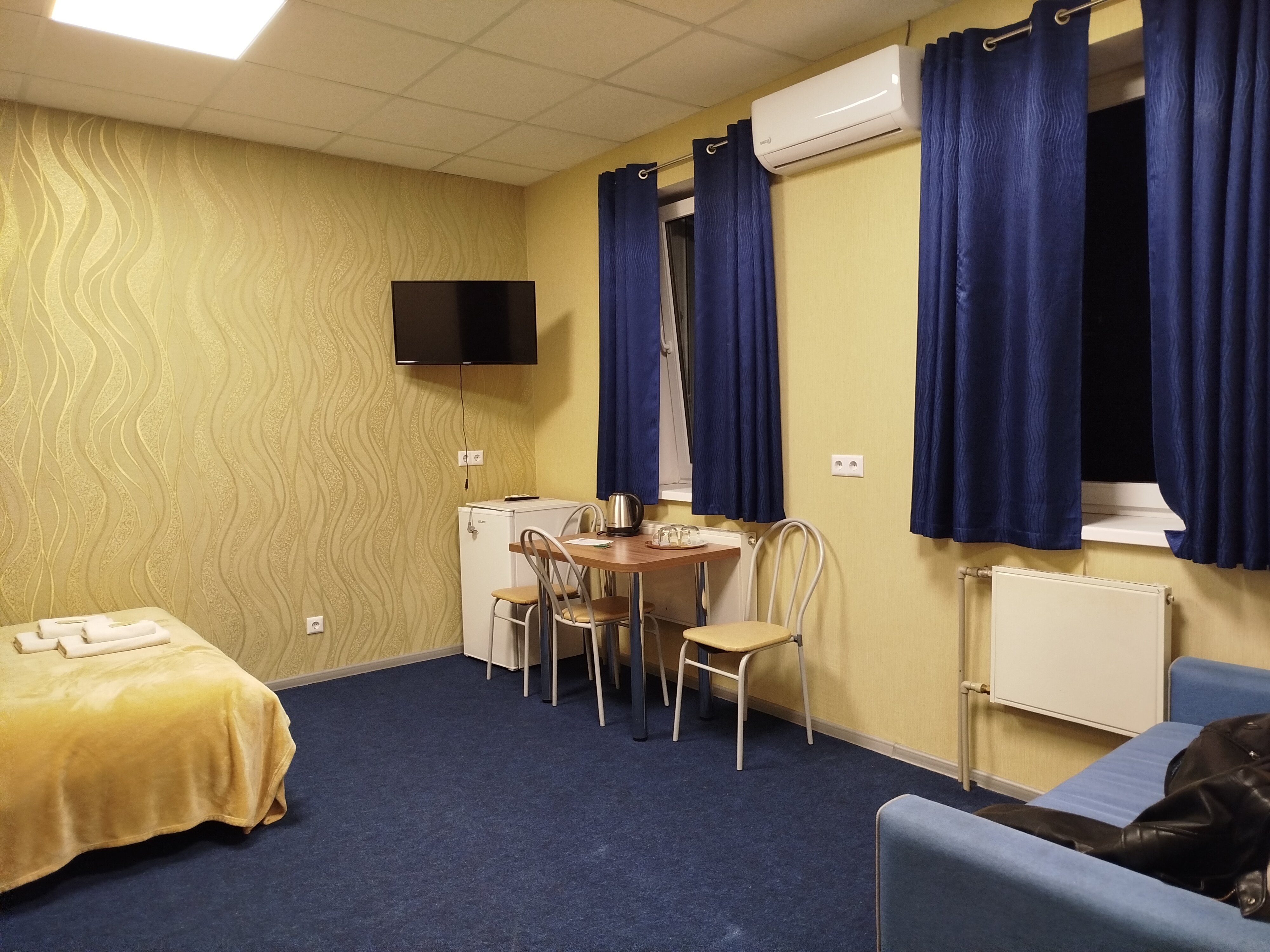 Фото отеля 2