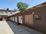Status (Tsvillinga Street, 81А) ، متجر الهدايا والتذكارات