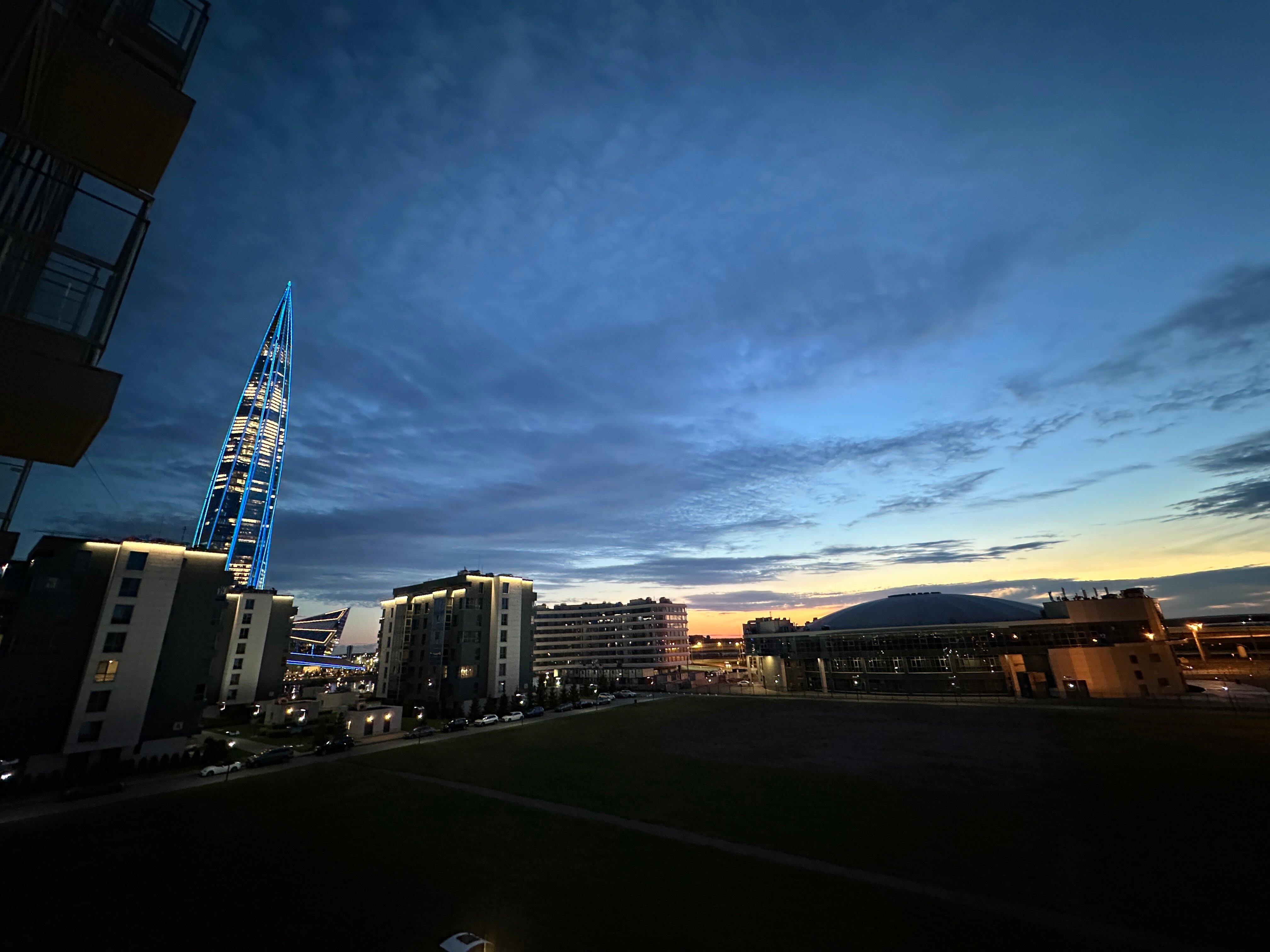 Фото Lahta Plaza