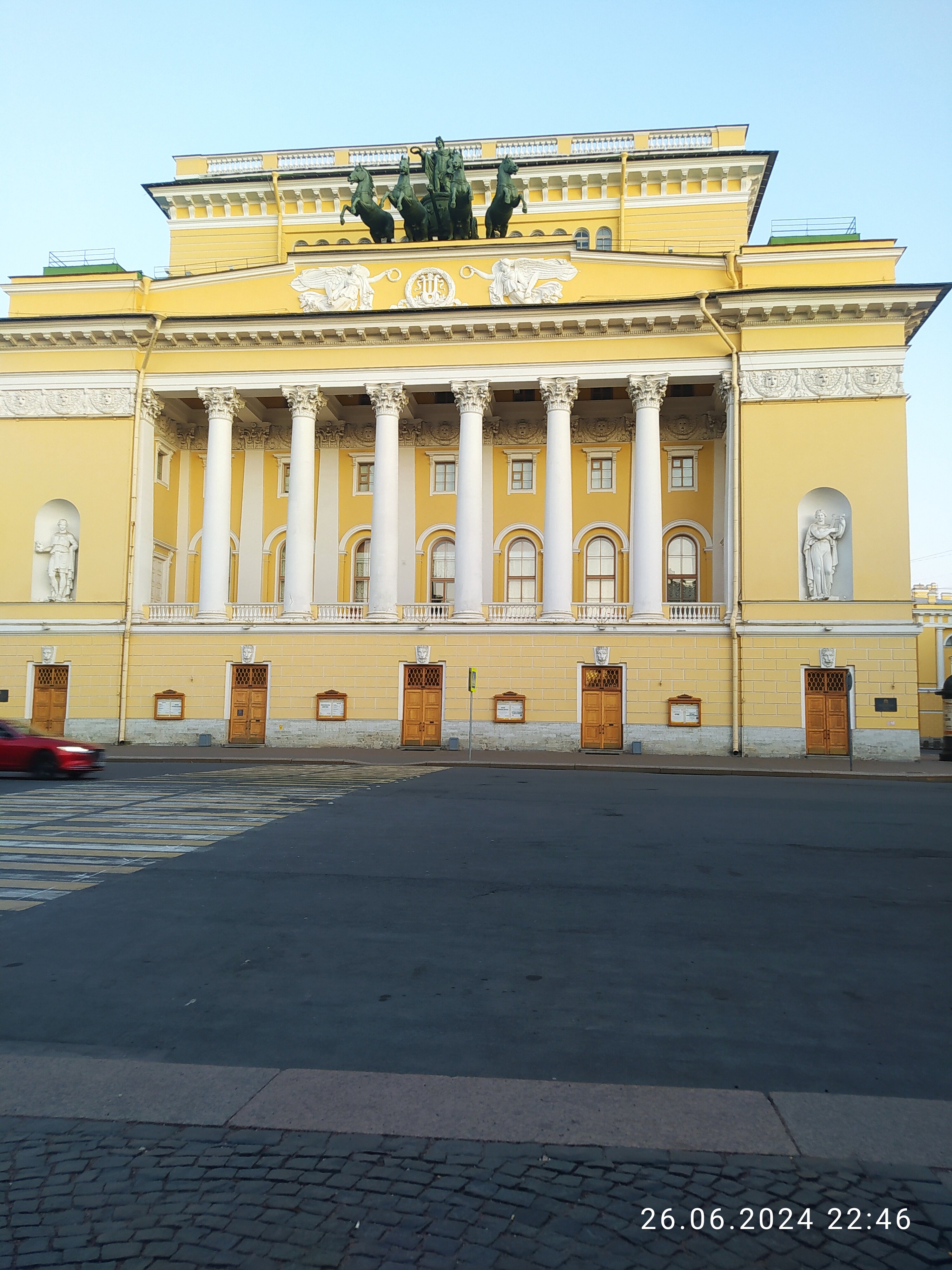 Фото Мини Мани