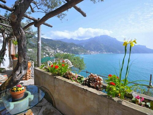 Гостиница Villa With Terrace and sea View in Ravello Id 3196 в Равелло