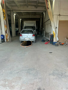 Автосервис (ulitsa Sverdlova, 28), servicio de coches, centro de reparación de automóviles