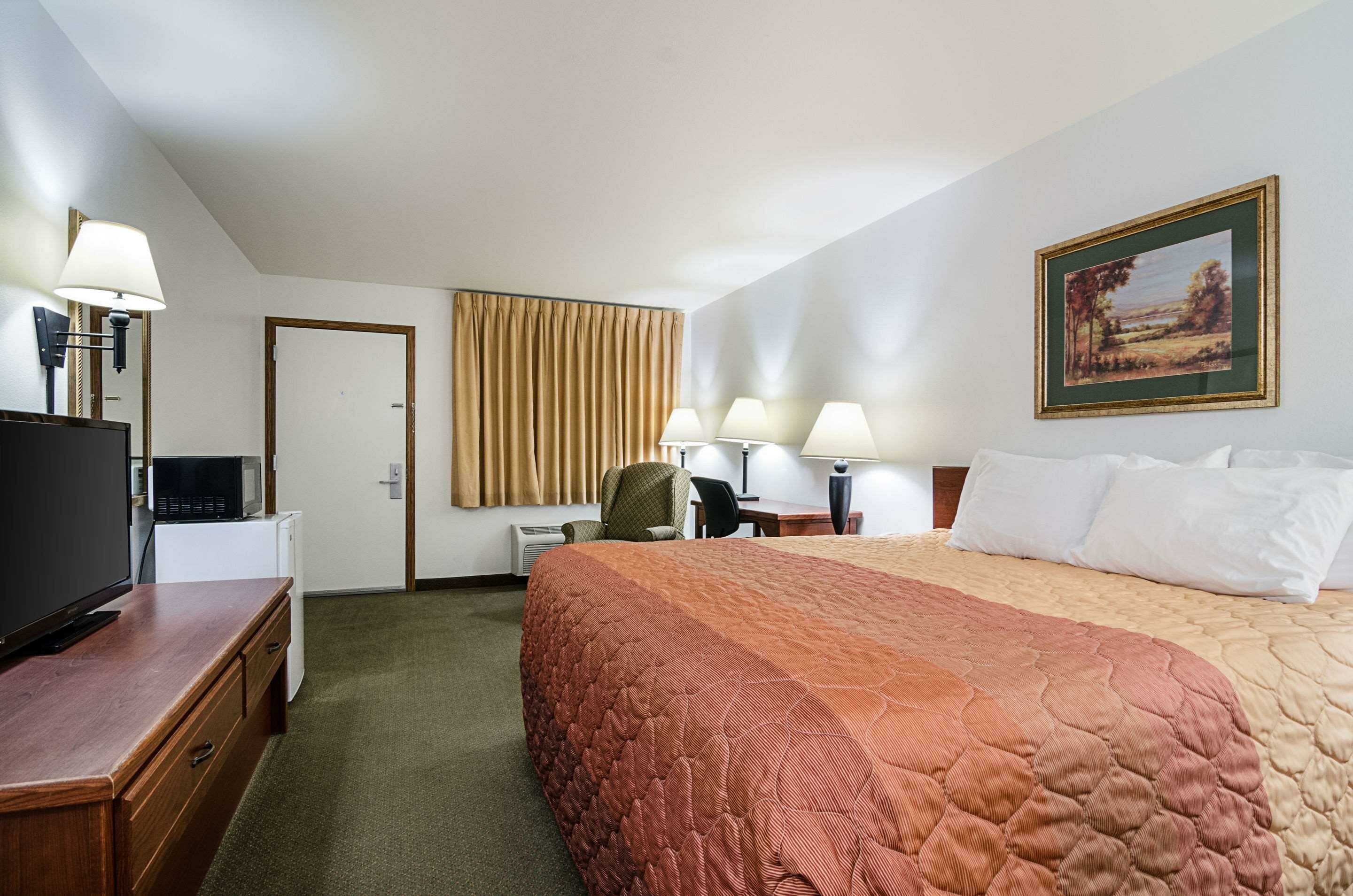 Фото Rodeway Inn