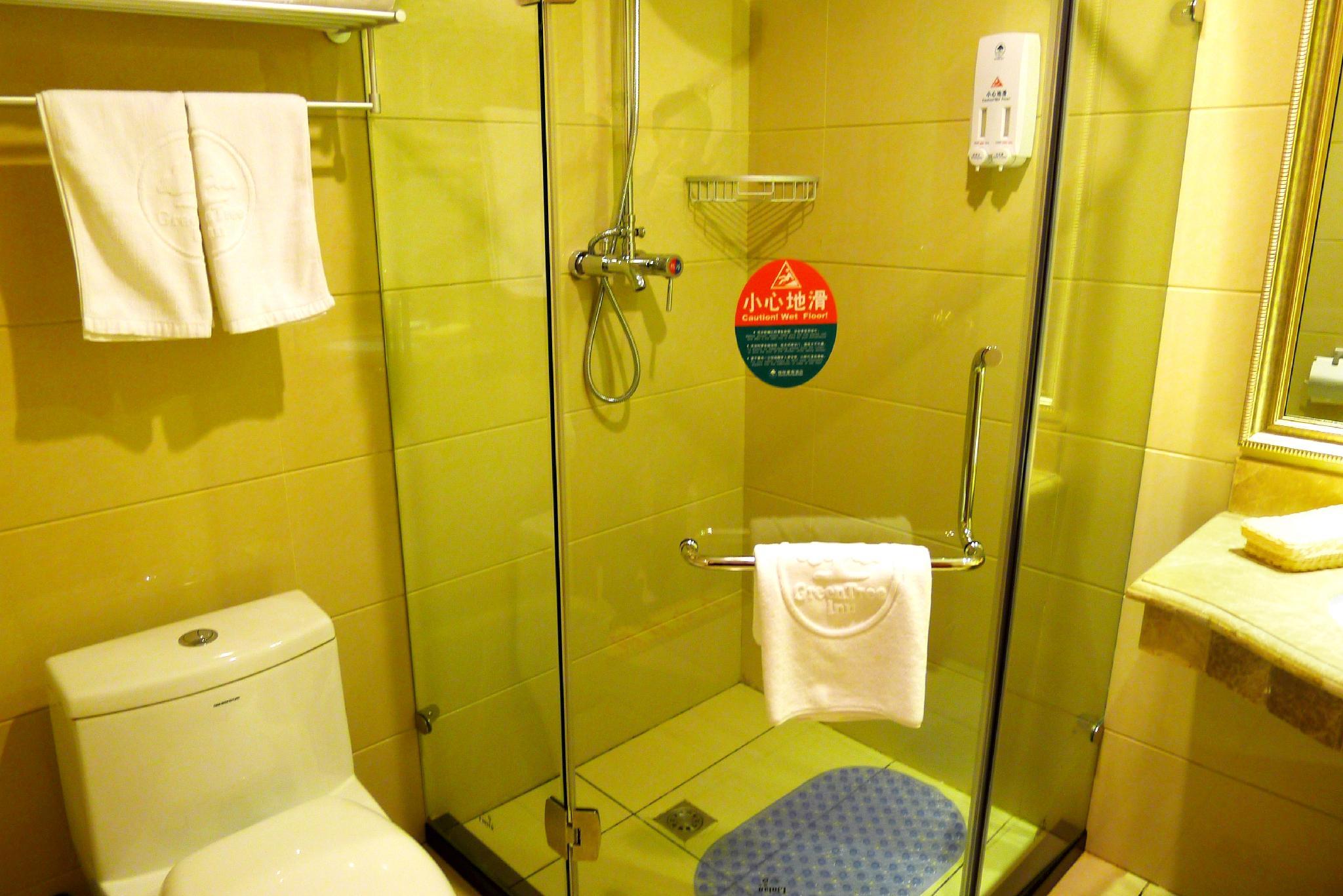 Фото GreenTree Guiyang Shifu Court Street Hotel