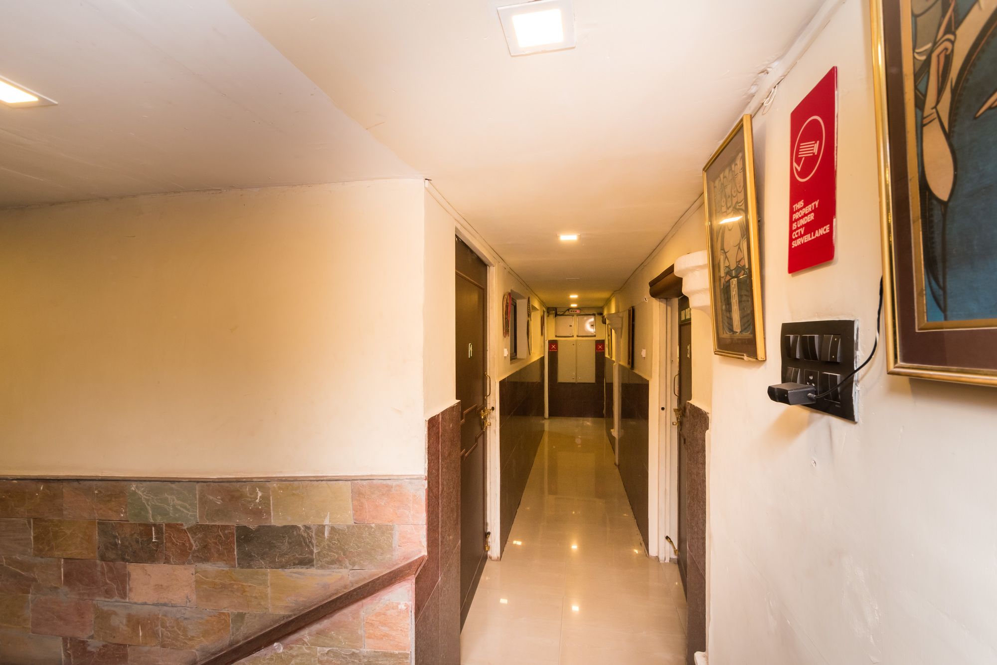 Фото Oyo 5048 Church View