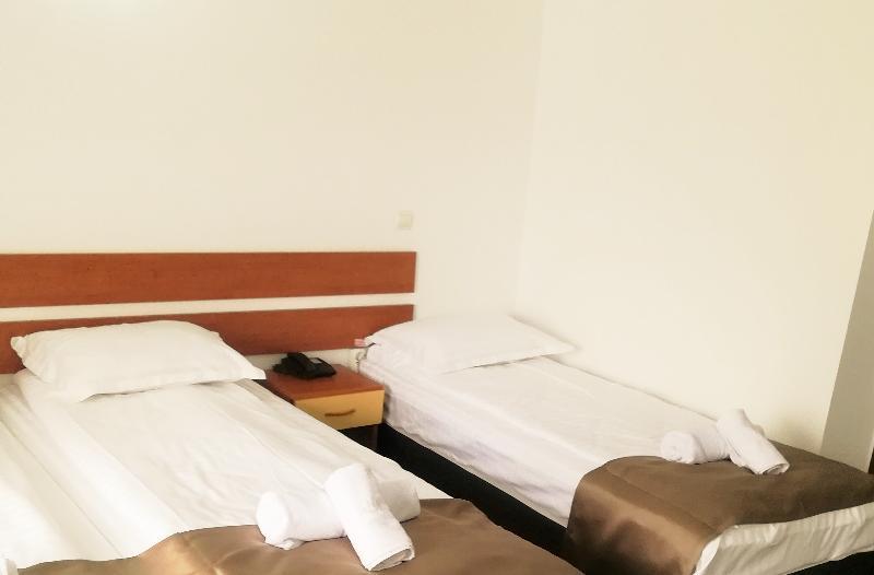 Фото Long Street Hotel